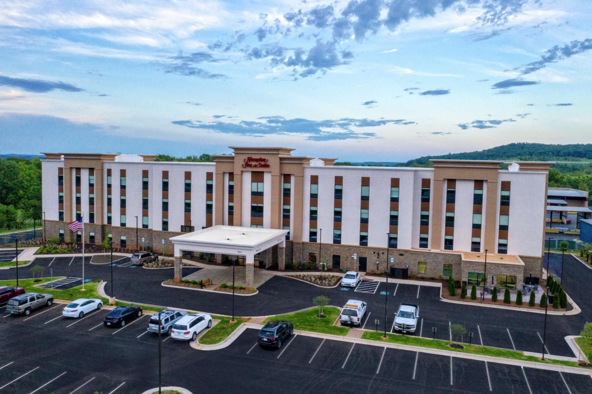 Hampton Inn & Suites Culpeper Exterior photo